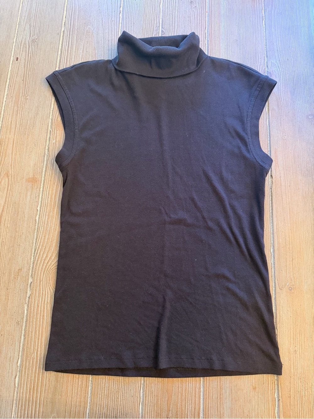 NWT Banana Republic Sleeveless Turtleneck Top - Brown